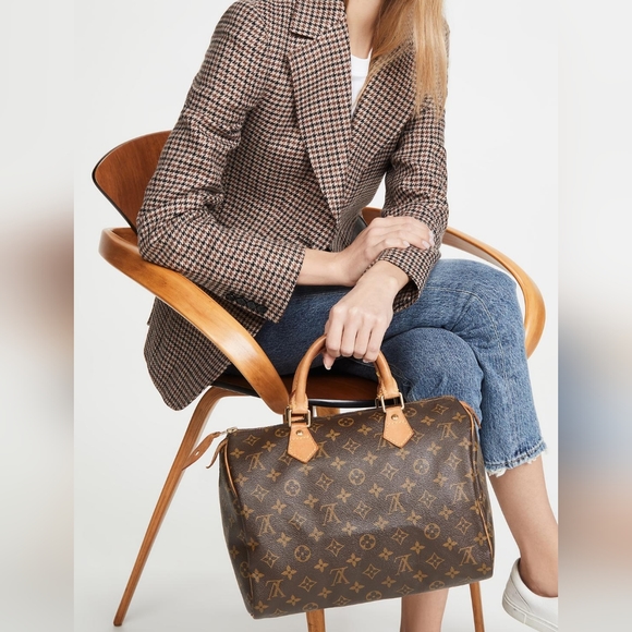 Louis Vuitton Handbags - Authentic Louis Vuitton Monogram Speedy 30 with Dustcover